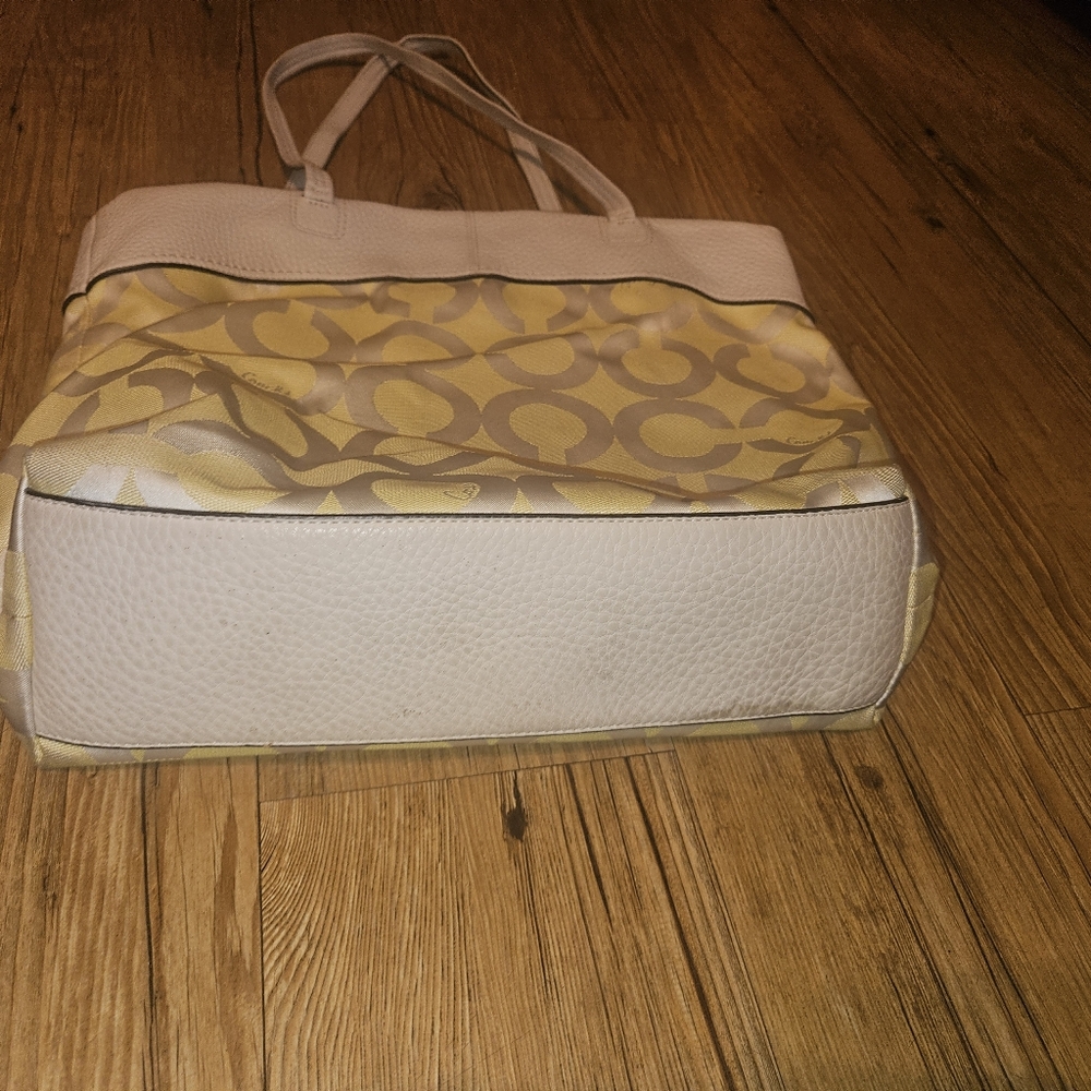 Authentic Coach Purse - Picture 3 of 7